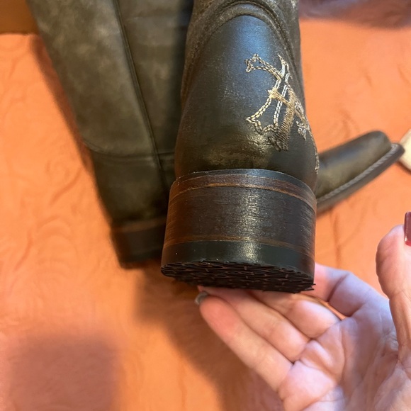 Corral Brown and Beige Embroidered Boots - Picture 6 of 6